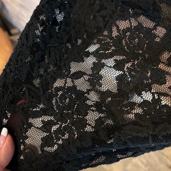 KiwiTucker black lace cover-up bottom up dress. Size XS - Picture 3 of 4